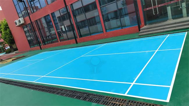 楼顶羽毛球场工程：探索城市空间利用的新边界